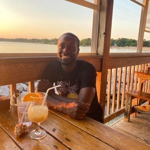 Meet your Posher, Anthony